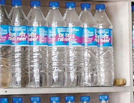 Rail Neer Bottle : मध्य, पश्चिम रेल्वेवर रेल नीर बाटलीबंद पाण्याचा तुटवडा