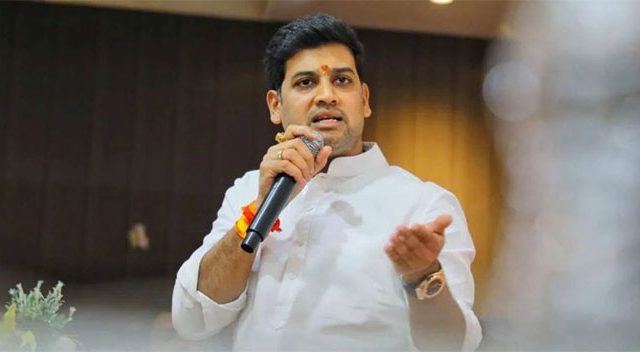 Shrikant Shinde: शिवसेना खासदार श्रीकांत शिंदे यांच्या नेतृत्वाखाली भारताचे शिष्टमंडळ पोहोचले मुस्लिम देशात