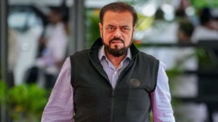 औरंगजेबाचे कौतुक करणाऱ्या अबू आझमींचे निलंबन