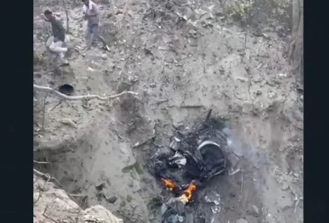 हरियाणातील पंचकुलात हवाई दलाचे जॅग्वार विमान कोसळले