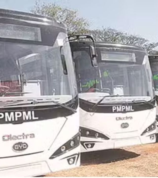Pune : पीएमपीतून प्रवास करताना आता थांब्याची माहिती कळणार