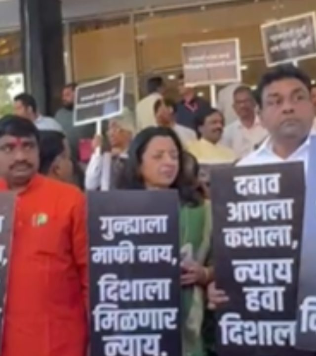 Disha Salian : दिशा सालियनला न्याय मिळण्यासाठी शिवसेना आमदारांचे मूक आंदोलन