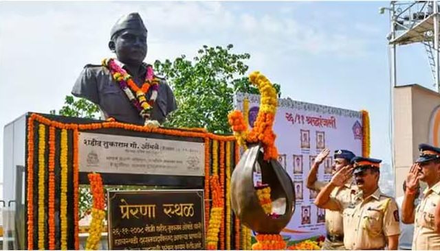 अशोक चक्र पुरस्कार विजेते तुकाराम ओंबळे स्मारकासाठी १३.४६ कोटींची मंजुरी
