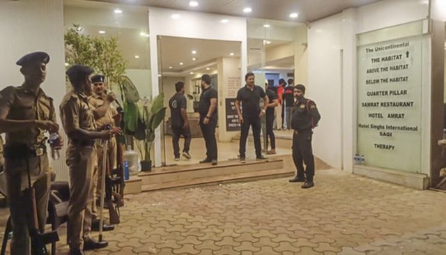 Video : कुणाल कामराने गाणे गायलेला 'तो' स्टुडिओ तोडणार! अधिकारी ॲक्शन मोडवर