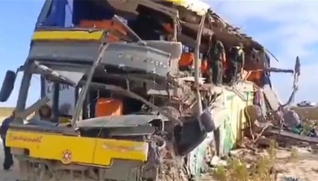 Bolivia bus accident : बोलिव्हियामध्ये रस्ता चुकलेल्या बसचा अपघात होऊन ३७ जणांचा मृत्यू, अनेक जण जखमी