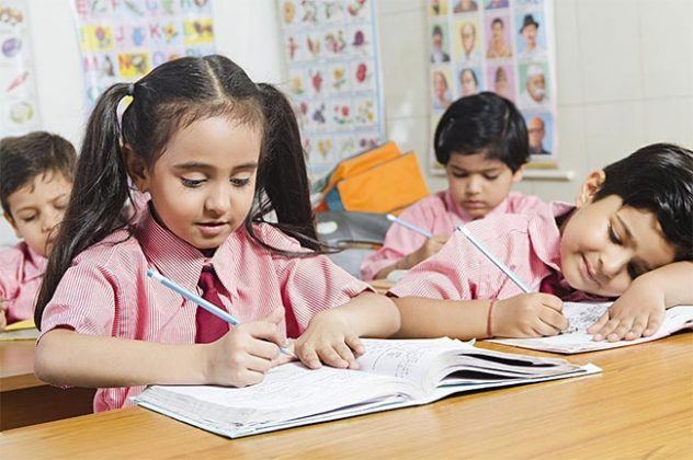 UNESCO : जगातील ४०% मुलांना ते बोलू किंवा समजतील अशा भाषेत शिक्षण मिळत नाही : युनेस्कोचा अहवाल