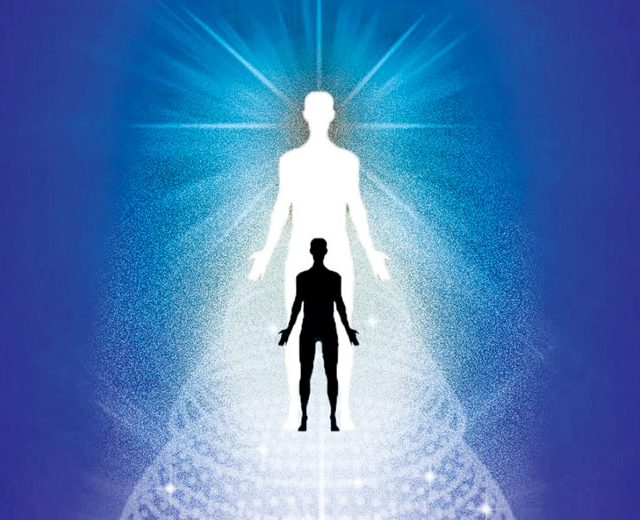 रंगुनी रंगात साऱ्या रंग माझा वेगळा...