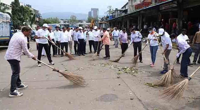 नवी मुंबई परिसरामध्ये महा स्वच्छता अभियान