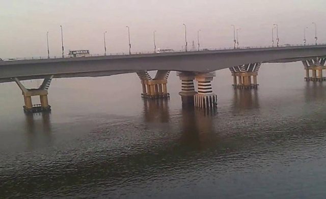 Vashi Creek : वाशी खाडीपुलावरील तिसऱ्या पुलाचे कामही पूर्ण!