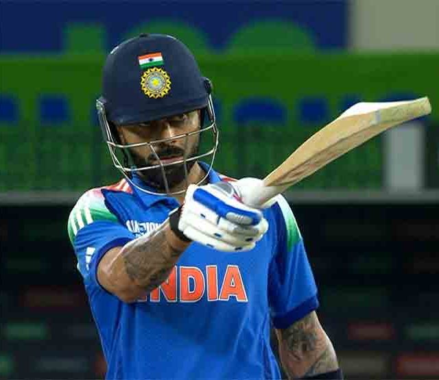IND vs AUS: ऑस्ट्रेलियाविरुद्ध विराट कोहलीचे अर्धशतक, अय्यरचे अर्धशतक हुकले