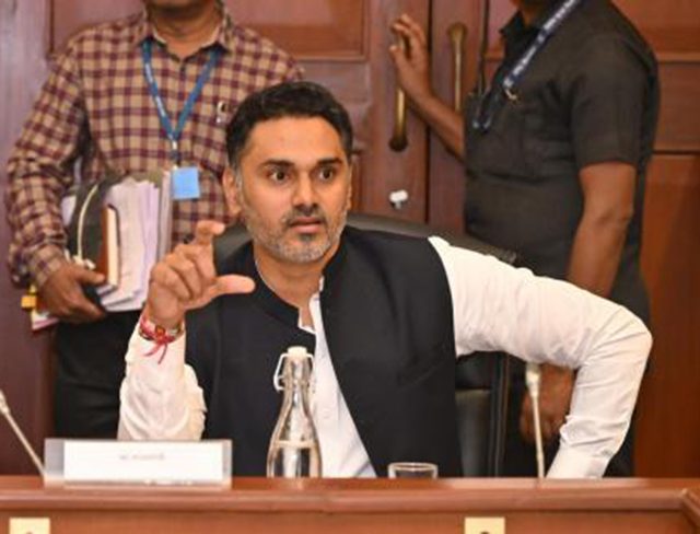 Yogesh Kadam : ड्रग्ज प्रकरणात दोषी पोलिसांना बडतर्फ करणार - गृह राज्यमंत्री योगेश कदम