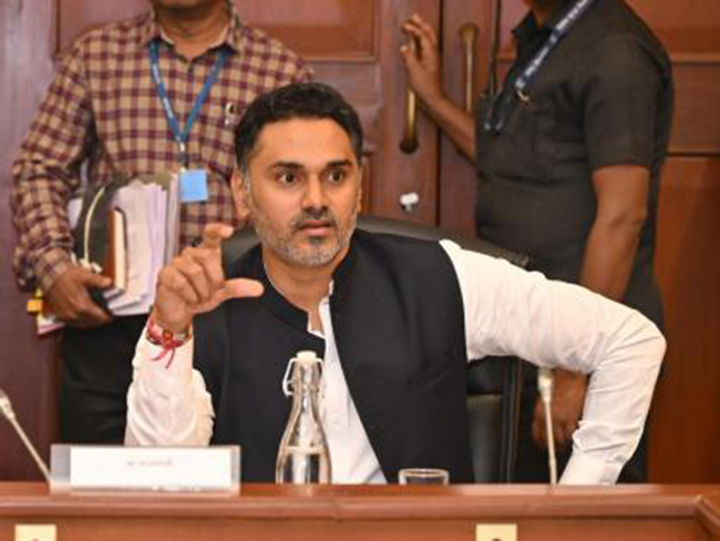 “पर्वत डगमगणार नाही!”…राजकीय वादळावर मंत्री योगेश कदम यांचं कठोर प्रत्युत्तर