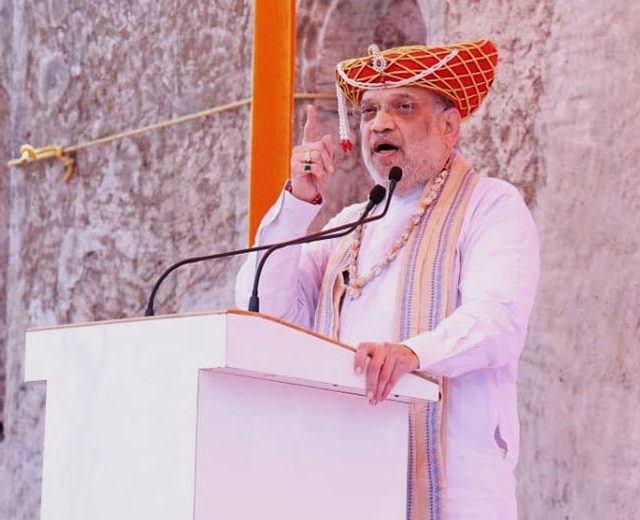 रायगड हे केवळ पर्यटनस्थळ न राहता ते प्रेरणास्थळ बनावे