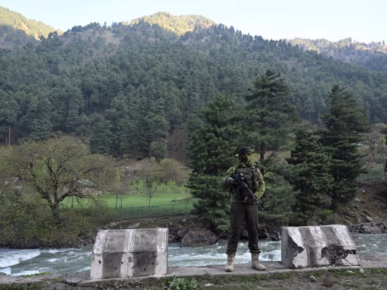 बारामुलात दोन अतिरेकी ठार, पहलगाम अतिरेकी हल्ल्यानंतर सुरक्षा पथकांची पहिली कारवाई