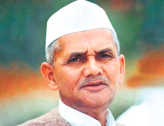 चंद्रमे जे अलांछन