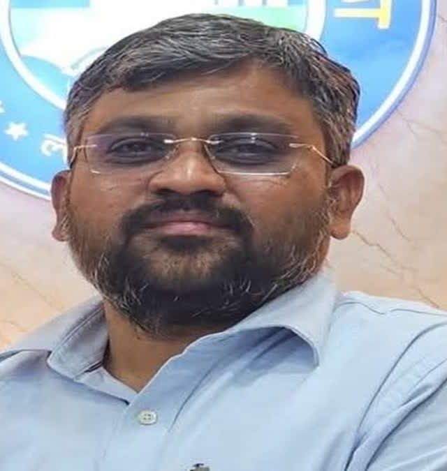 Latur : लातूर महापालिका आयुक्तांचा आत्महत्येचा प्रयत्न