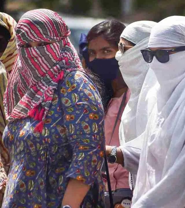 Summer Tips : उन्हाळ्यात कशी घ्यावी डोळ्यांची काळजी, जाणून घ्या 'या' गोष्टी!