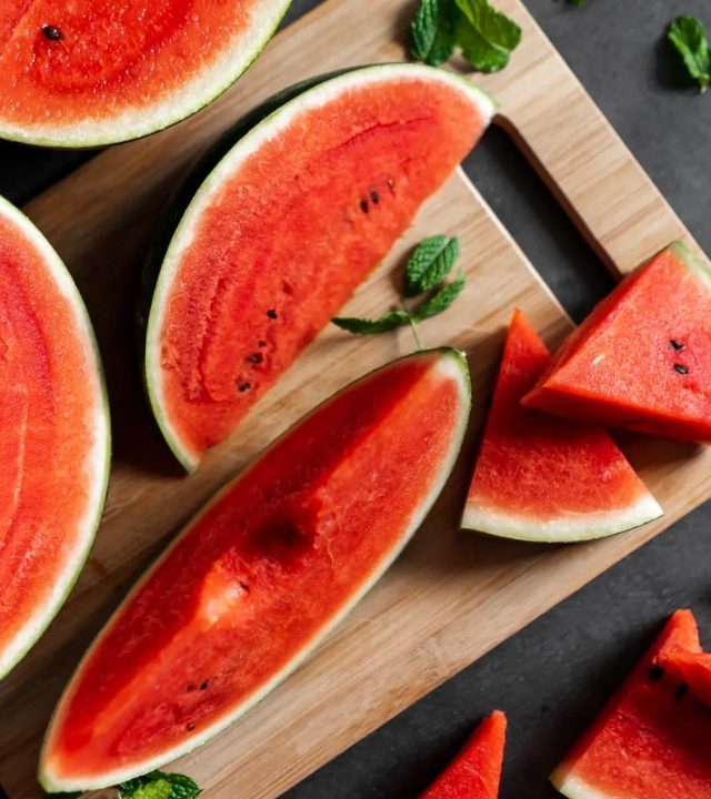 Benefits Of Watermelon : कलिंगड खा अन् हायड्रेट राहा!