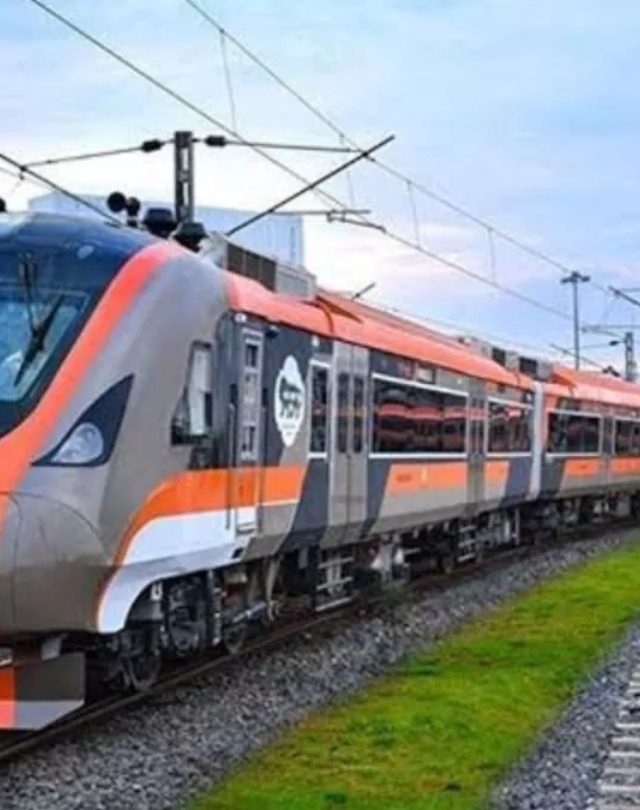 Namo Bharat: नमो भारत ट्रेन १६० किमी प्रतितास वेगाने धावेल, बिहारमधील ग्रामिण भागाचे स्वप्न सत्यात उतरेल!