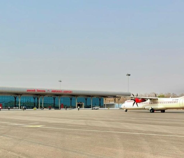 Amravati : मुंबई - अमरावती प्रवासी विमान वाहतूक सुरू, आता मुंबई ते अमरावती फक्त दोन तास