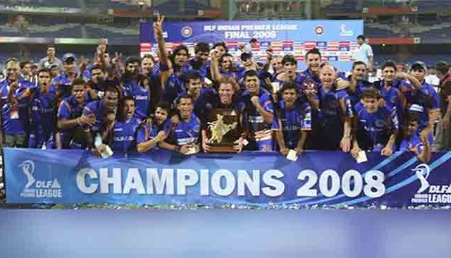 IPL Anniversary: १७ वर्षांची झाली आयपीएल लीग, पहिल्याच सामन्यात आले होते मॅकक्युलमचे वादळ