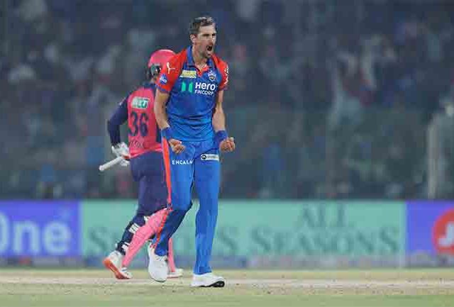 DC vs RR IPL 2025: स्टार्कने सुपर ओव्हरमध्ये राजस्थानला दिला शॉक, १२ चेंडूत विजयाचा घास घेतला हिरावून