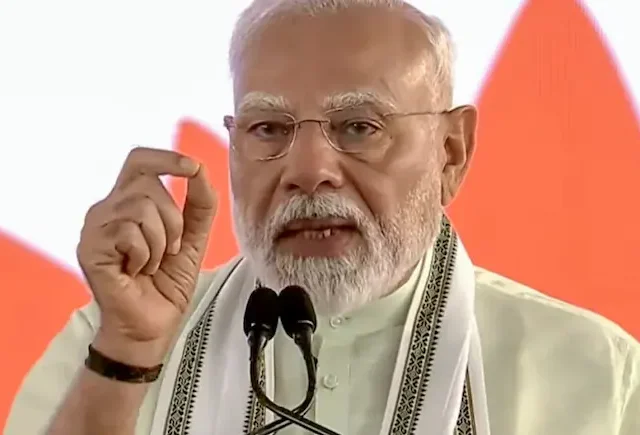 Pamban Bridge : पंतप्रधान मोदींनी केले भारतातल्या पहिल्या लिफ्ट स्वरुपाच्या सागरी रेल्वे पुलाचे उद्घाटन