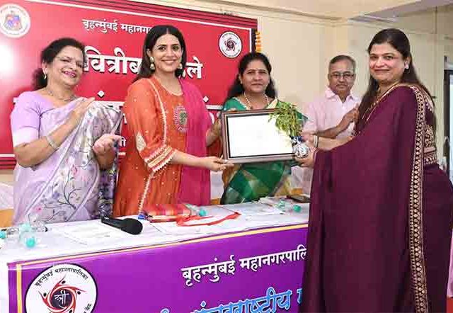 'कार्यस्थळी लैंगिक छळ होऊ नये, यासाठी सदैव दक्ष रहा'