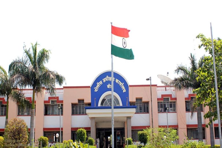 बीड जिल्ह्यात उलथापलाथ, एकाचवेळी ६०६ पोलिसांच्या बदल्या