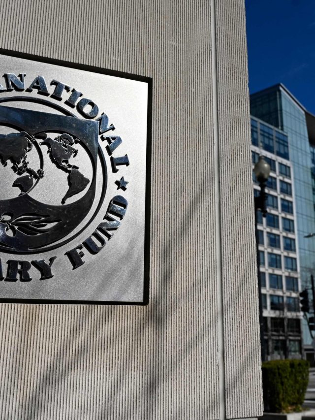 पाकिस्तानवर IMF ने लादल्या नव्या ११ अटी