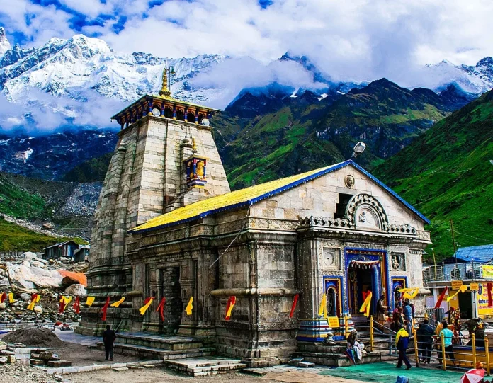केदारनाथच्या भाविकांवर पोलिसांकडून लाठीचार्ज; गर्दी नियंत्रणाबाहेर