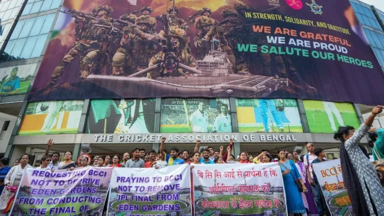 BCCI च्या निर्णयामुळे कोलकाताचे क्रिकेटप्रेमी भडकले