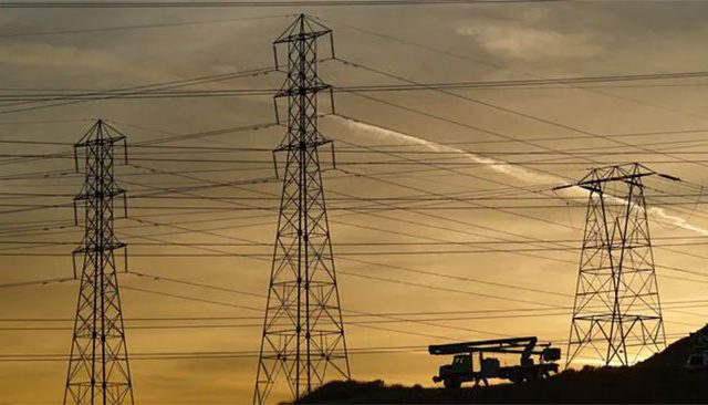 निफाडला विस्कळीत वीज पुरवठा सुरळीत