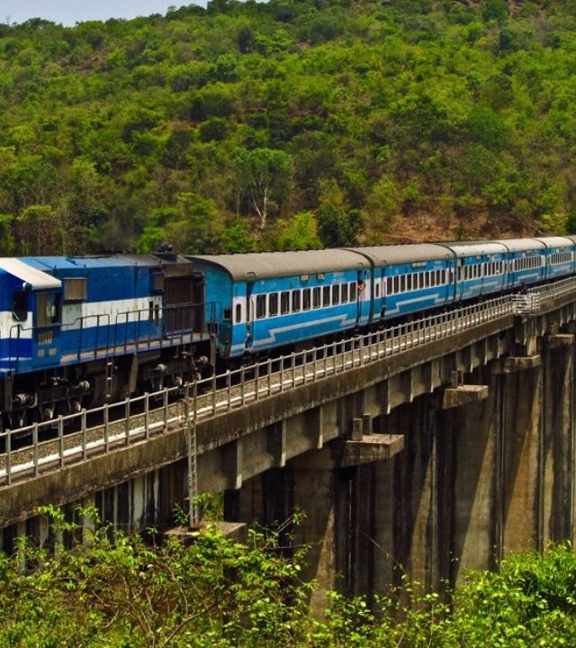 Ratnagiri Railway : रत्नागिरीतून दिल्लीला जाण्यासाठी दर रविवारी विशेष गाडी!