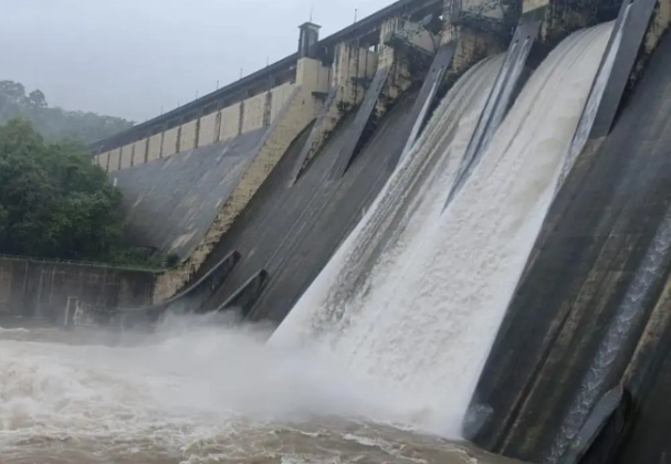 महाराष्ट्रातील धरणांमध्ये फक्त २८ टक्के पाणीसाठा