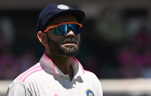 रोहित शर्मा पाठोपाठ विराट कोहलीही कसोटी क्रिकेटमधून निवृत्त