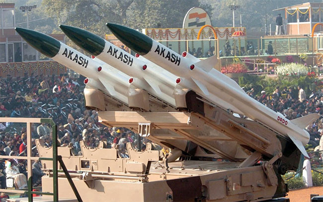 ऑपरेशन सिंदूरमुळे जगभरात वाढला भारतीय संरक्षण तंत्रज्ञानाचा डंका; ‘या’ देशाचा ‘आकाश’मध्ये रस