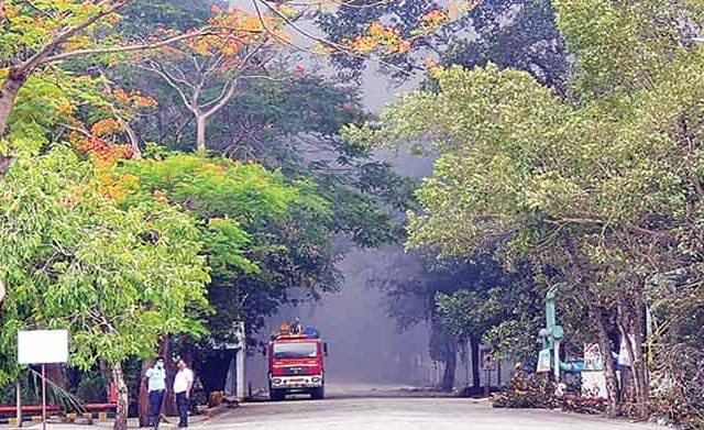 जिंदाल पॉलीफिल्ममधील आग अखेर आटोक्यात