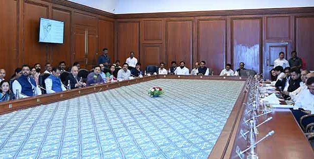 ‘धारावीचा पुनर्विकास एकात्मिक पद्धतीने करणार’