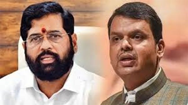 ‘जय गुजरात’: पवारांचा दाखला देत फडणवीसांकडून शिंदेंची पाठराखण!