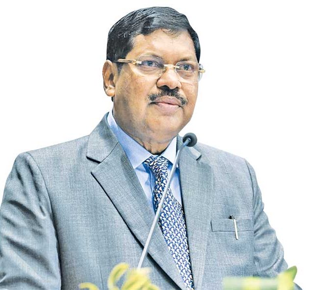 समतोल व शांत व्यक्तिमत्त्व न्या. भूषण गवई
