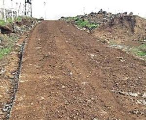 इगतपुरी तालुक्यात रस्त्यांची अवस्था केविलवाणी