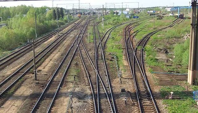 सीएसएमटी-कुर्ला दरम्यानच्या पाचव्या, सहाव्या मार्गाच्या कामाला वेग