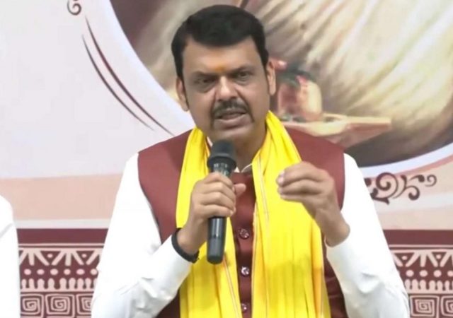 अहिल्यादेवी होळकर यांच्या जीवनावर राज्य सरकार काढणार चित्रपट, मुख्यमंत्र्यांची घोषणा