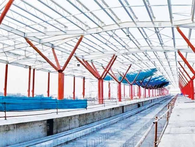 बुलेट ट्रेनच्या प्रवासासाठी पहिले रेल्वे स्टेशन बांधून तयार