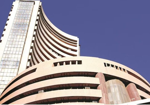 Stock Market Analysis: 'प्रहार' शेअर बाजार विश्लेषण: आज निफ्टीची आठ महिन्यातील रेकॉर्डब्रेक पातळी सेन्सेक्स २५६.२२ तर निफ्टी १००.१५ अंशाने पार !