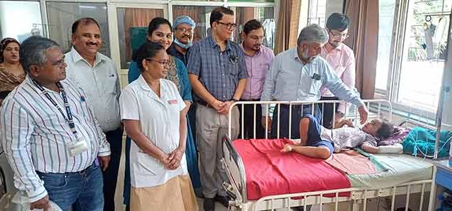 सहा वर्षीय मुलीच्या चिकटलेल्या बोटांवर यशस्वी सर्जरी