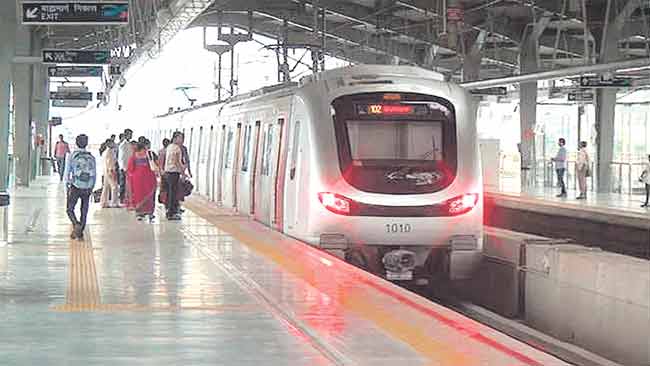 ‘मेट्रो १ मार्गिकेवर आठ फेऱ्यांत वाढ