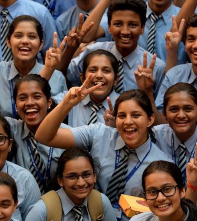 CBSE 10th Board Exam New Rules : CBSC विद्यार्थ्यांना आधार! सीबीएसई दहावीची परीक्षा २०२६ पासून दोनवेळा घेणार; नव्या नियमांना मंजुरी