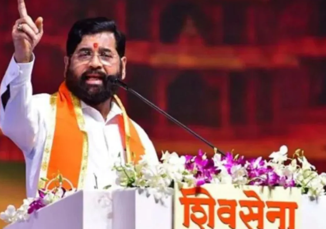 एकनाथ शिंदे आक्रमक, उबाठा सेना हतबल